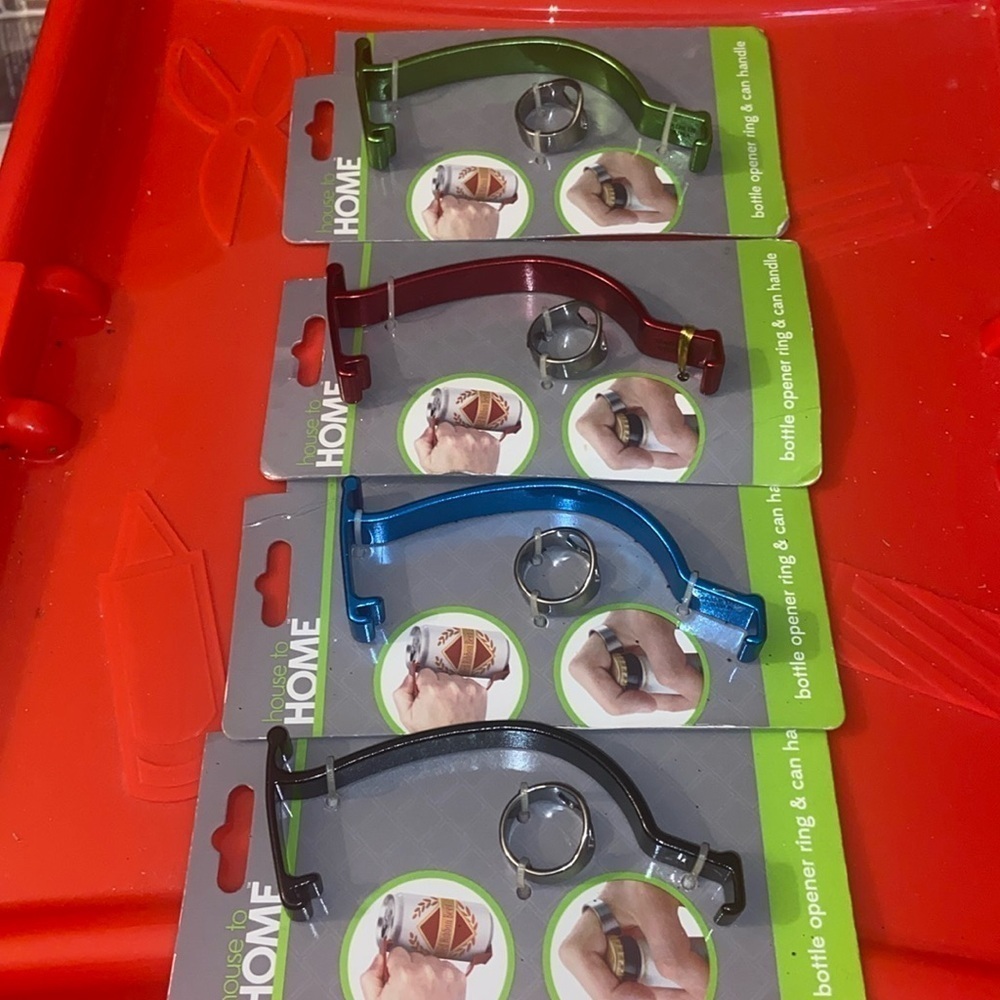 Set of 4 bottle opener ring, and can holder set G3